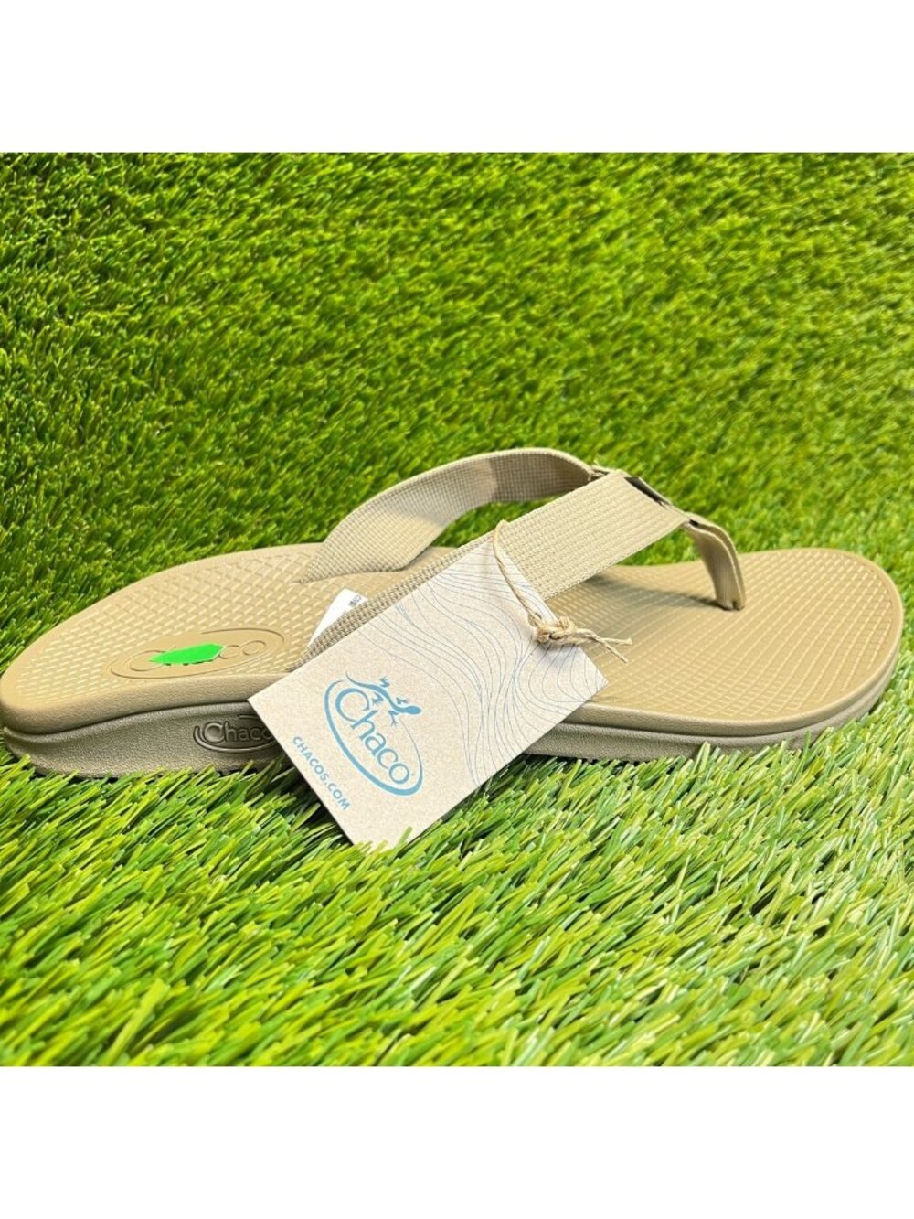 Chaco Classic Flip Flop Mens Size 10 Khaki Tan Beach Outdoor Thong Sandals